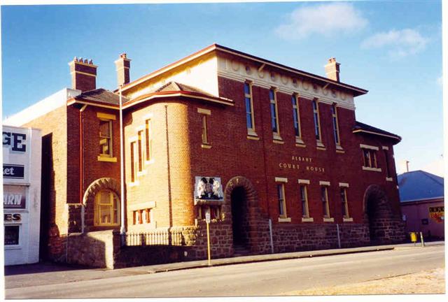 Courthouse before western addition