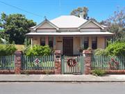 1 Ednie St