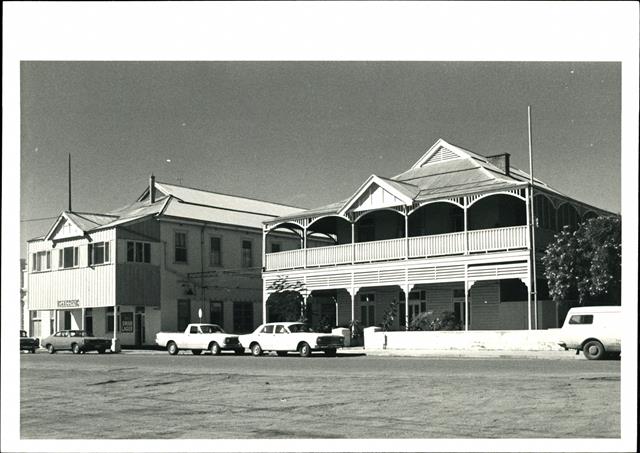 Front corner elevation of the Gascoyne Hotel in Carnarvon