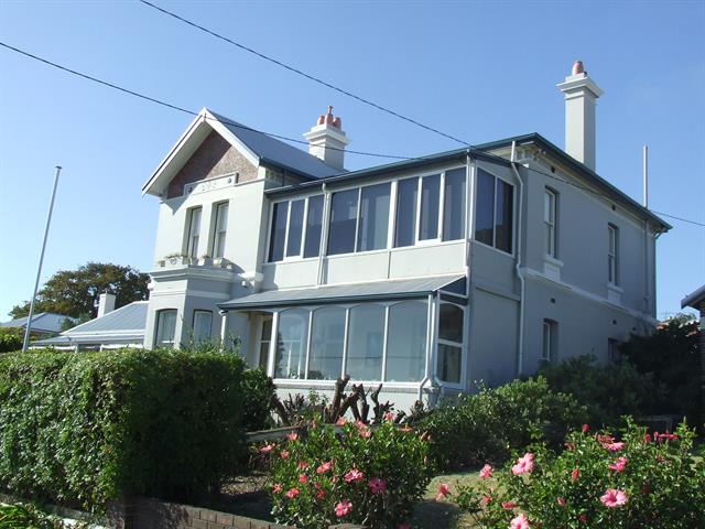 Side Elevation