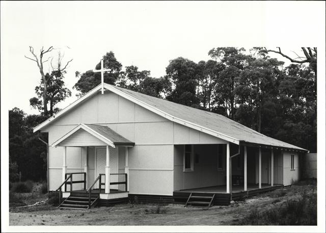 Right corner elevation of building