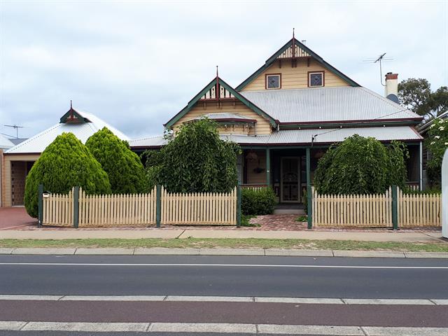 178 Spencer Street