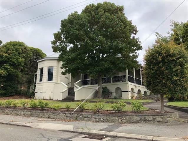 South East Elevation (front corner)
