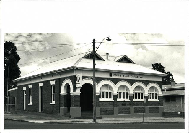 Front corner elevation
