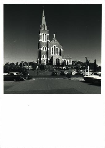 Front elevation of St Patrick's in Bunbury