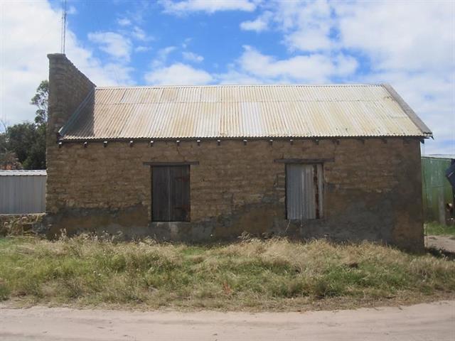 Parkfield Homestead