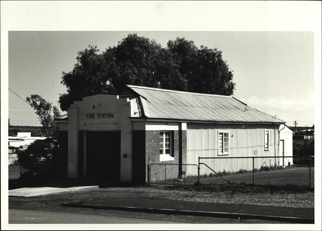 Right corner elevation of building
