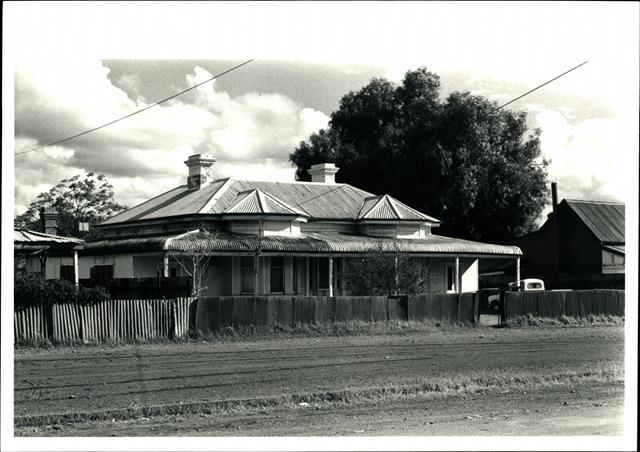 Front corner elevation of the Boulder Methodist Manse