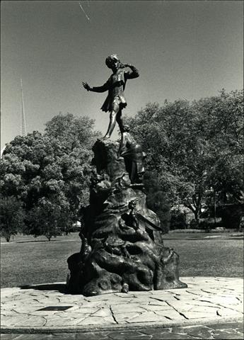 Front aspect of Peter Pan statue