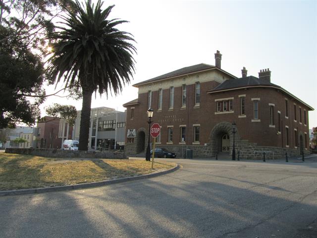 South east (Stirling Terrace) streetscape