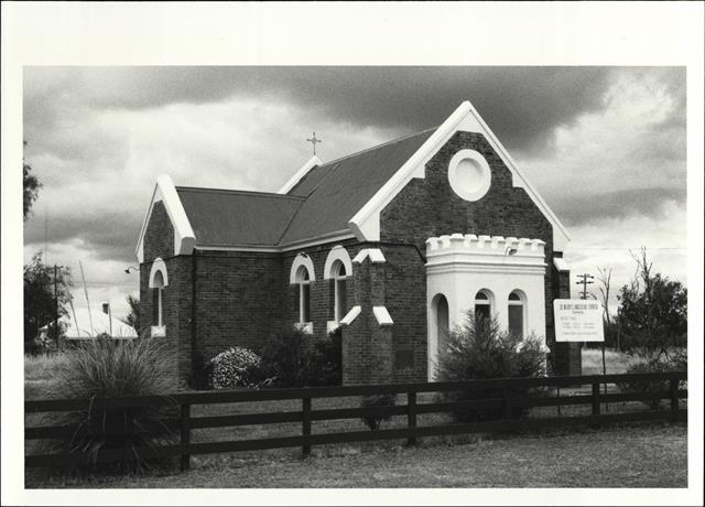 Front corner elevation