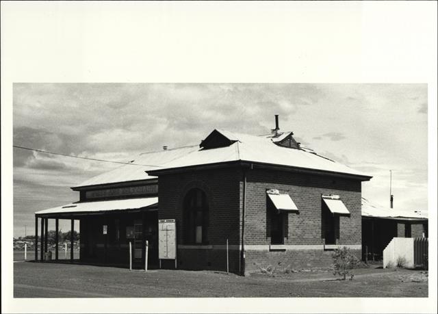 Right corner celevation of post office