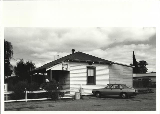 Right side elevation of building
