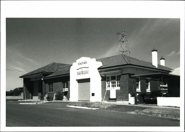 Front corner elevation