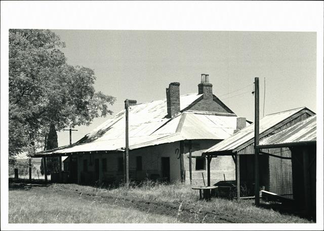 Right corner elevation of homestead