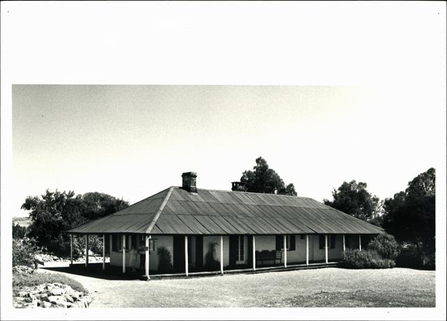 Left corner elevation of building