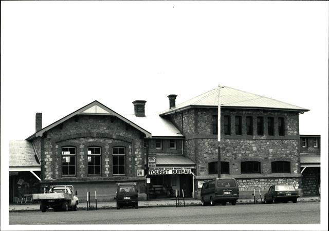 Front elevation of the Telegraph Office