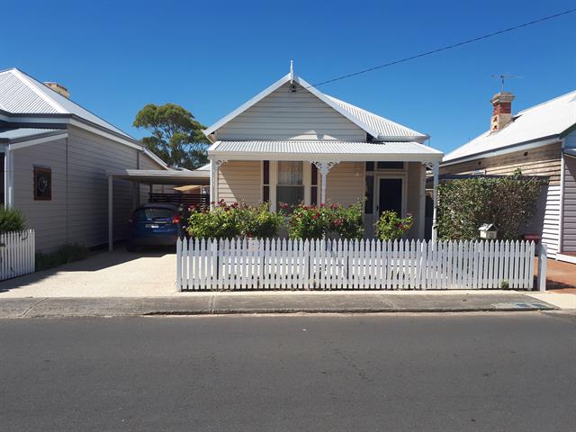11 Ednie St