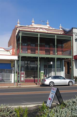 109 & 111  Throssell Street