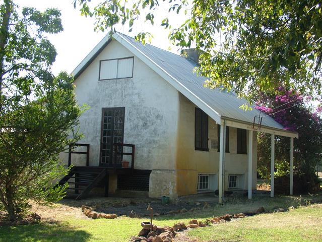 Front Corner View