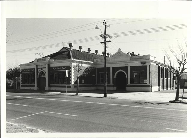 Right corner elevation of building