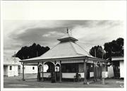 Angled front elevation of kiosk