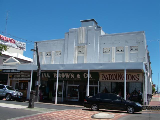 Main (west) facade
