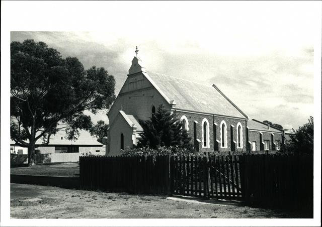 Front corner elevation of the Brookton Methodist Church