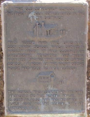 Monument to Cookernup School