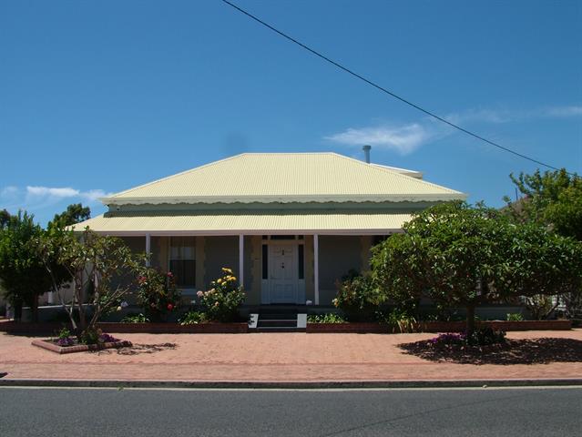 Main (south) facade