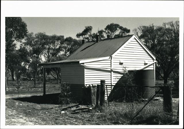 Right corner elevation of building