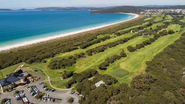 Aerial view of Albany Golf Course