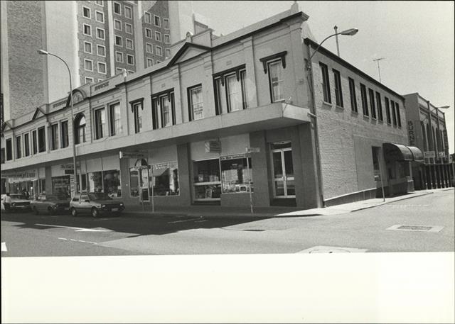 Angled front elevation of building from Murray Street