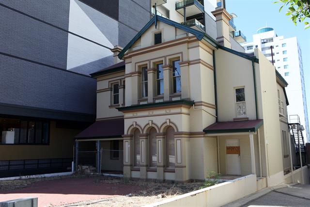 View from Adelaide Terrace (North Western profile)