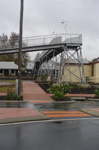 Forrest St, Railway Bridge