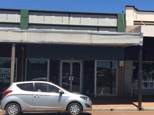 95 Throssell Street