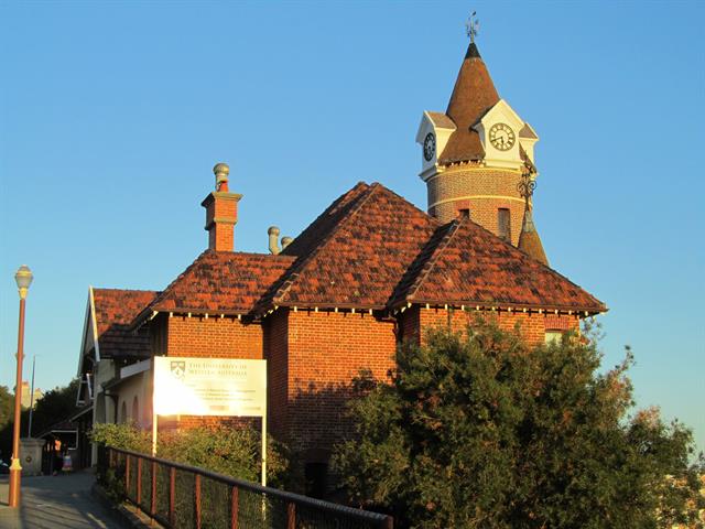 North west elevation from Stirling Tce