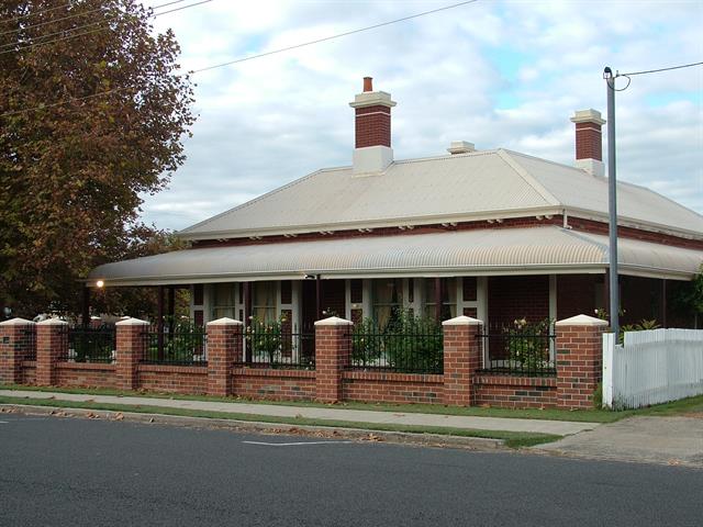 Main (north) facade