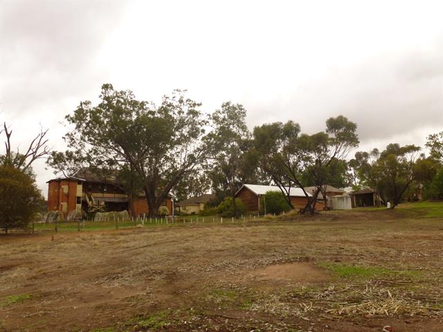 Site Photo (Old York Hospital in background)