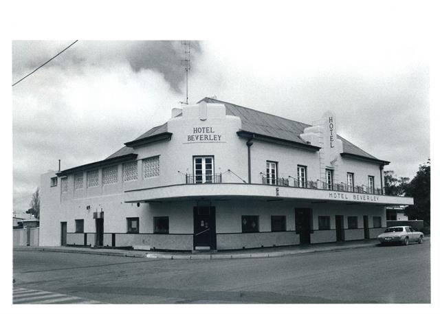 Corner elevation from Vincent Street