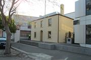 Looking west along Stirling Terrace