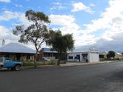 looking north west along Richardson St