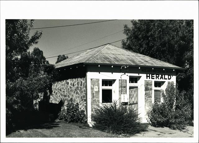 Left corner elevation of building