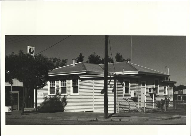 Front corner elevation