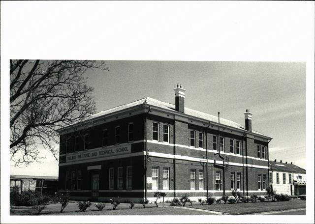 Left corner elevation of building