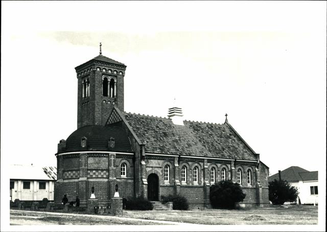 Front corner elevation