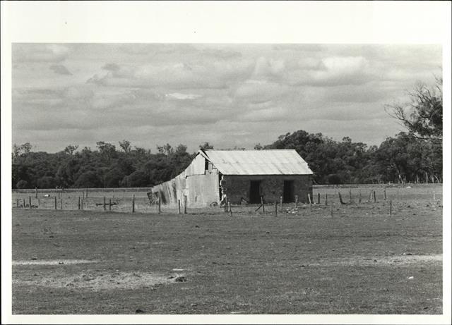 Left corner elevation of cottage