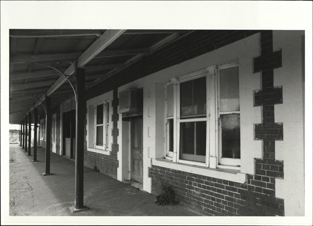 Angled view of platform showing window design