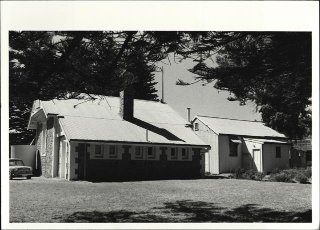 Side elevation