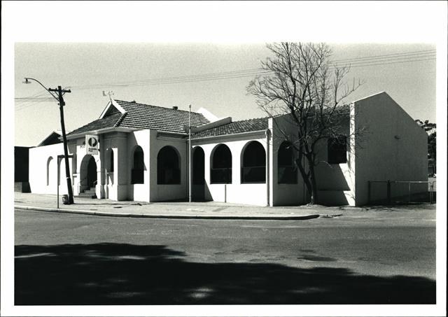 Front corner elevation